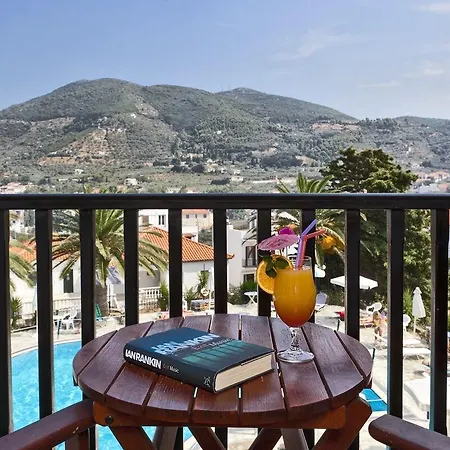 Dionyssos Hotel 3*