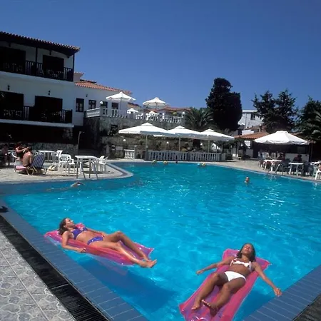διόνυσος Σκόπελος