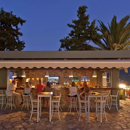 Otel Dionyssos Skopelos