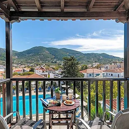Dionyssos Skopelos Town