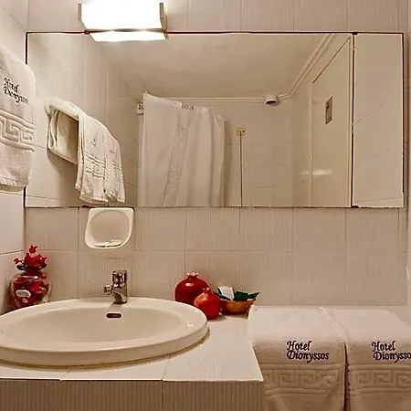 Dionyssos Hotel 3*