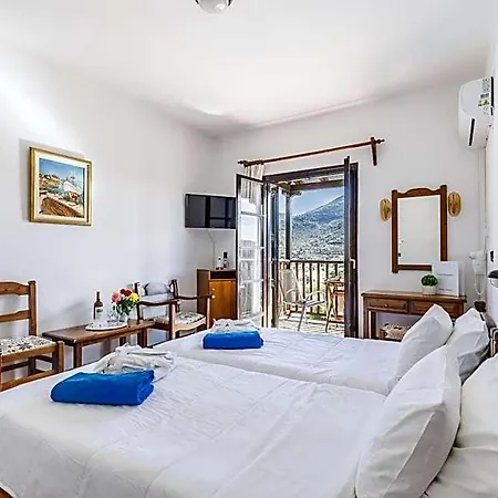 Hotel Dionyssos
