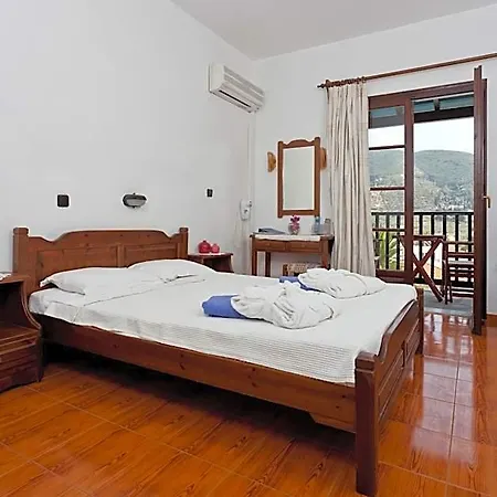 Dionyssos 3* Szkópelosz