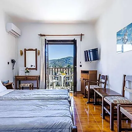 Dionyssos 3*