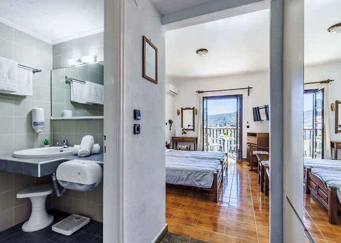 Dionyssos Hotel Skopelos Town