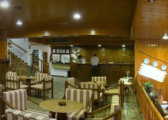 Dionyssos Ξενοδοχείο 3*